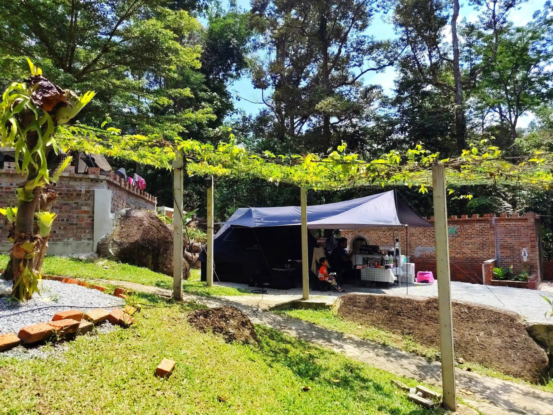 Tapak RTT (Rooftop Tents) - LOT 19